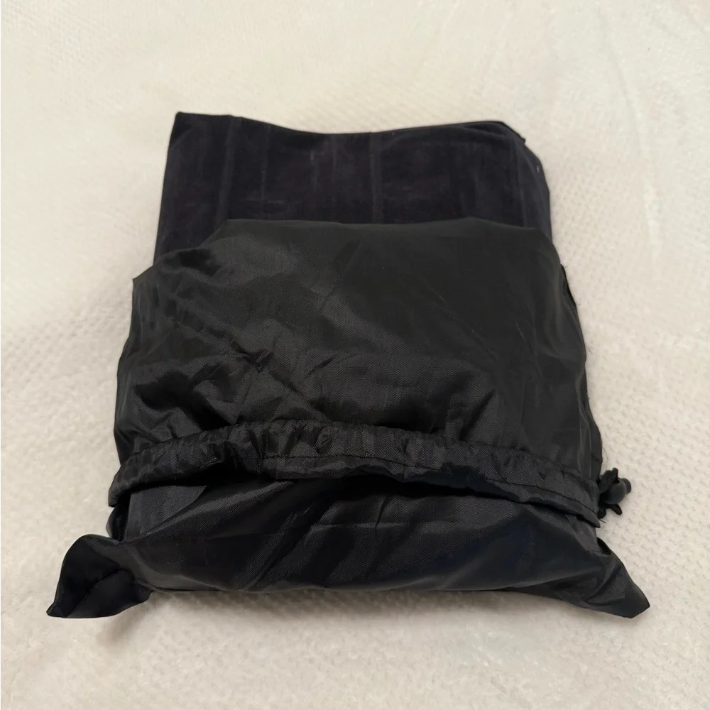 NWOT SUV Universal Air Matress w/ Air Pump. - Picture 7 of 8